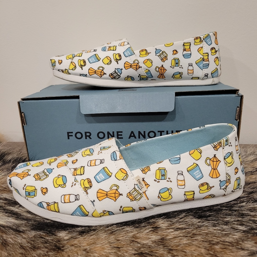 Toms "I Like You A Latte" coffee patterned slip on shoes, Size 7